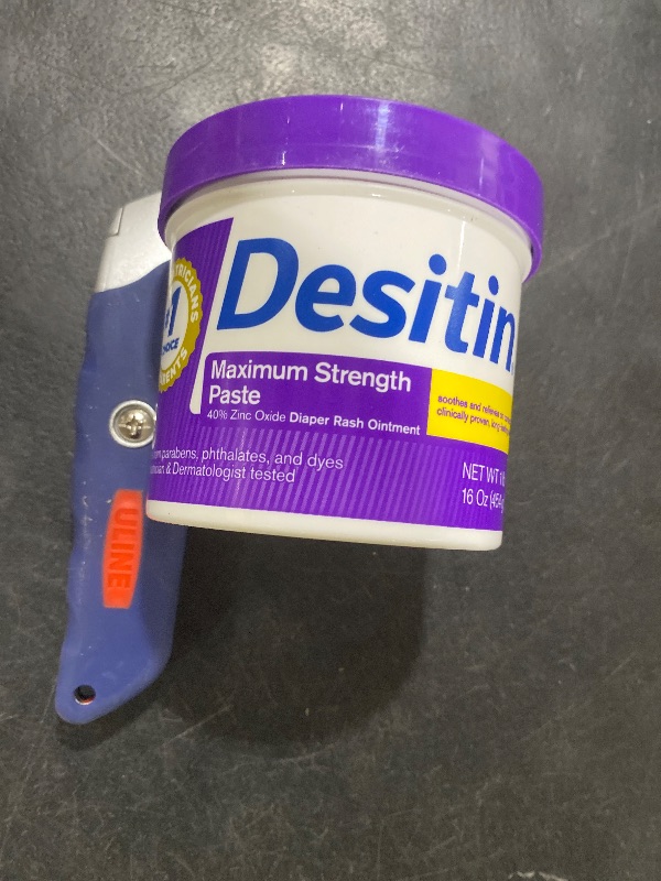 Photo 1 of Desitin Maximum Strength Baby Diaper Rash Cream, 40% Zinc Oxide for Treatment, Relief & Prevention, Hypoallergenic, Phthalate- & Paraben-Free Paste, Protects Skin For Up To 12 Hours, 16 oz