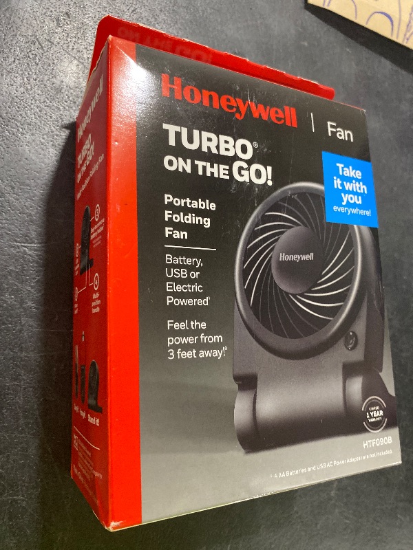 Photo 1 of Honeywell HTF090B Turbo on the Go Personal Fan, Black – Small, Portable Fan