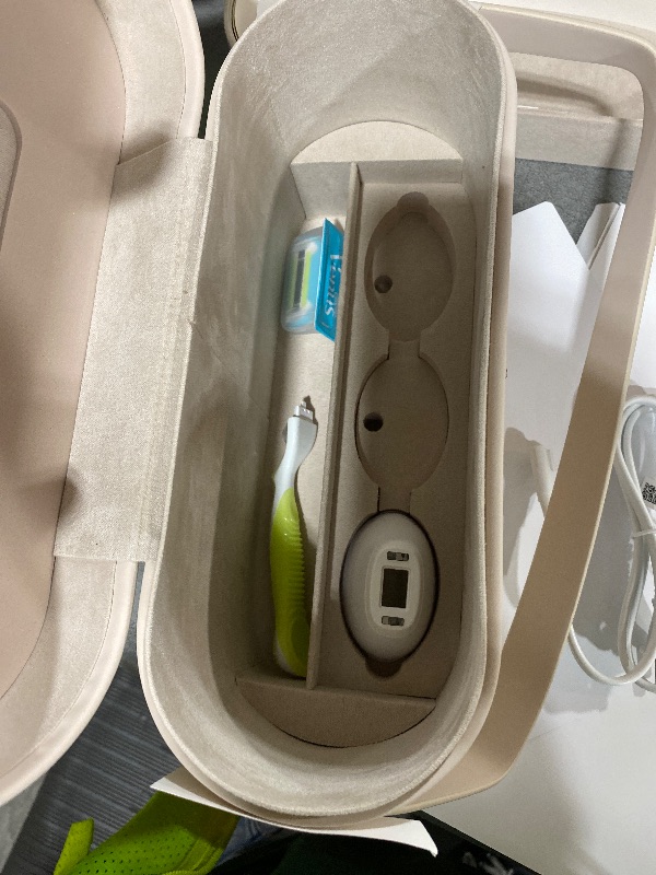 Photo 1 of Braun Smart IPL, Skin i·Expert Pro 7: at Home Laser Hair Removal, Permanent Visible Hair Reduction, Holiday Gifts for Women and Men with Free App, Vanity Case, Venus Razor, 4 Smart Heads, IPL7387