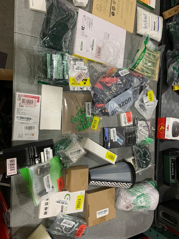 Photo 1 of Nellis Variety Box: Small 


