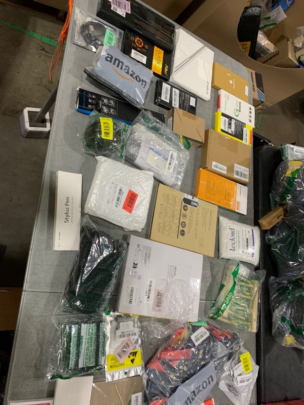 Photo 1 of Nellis Variety Box: Small 

