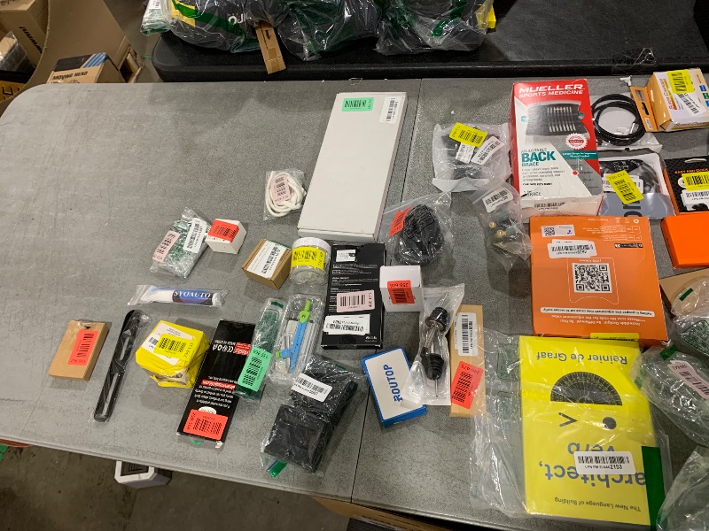 Photo 1 of Nellis Variety Box: Small 

