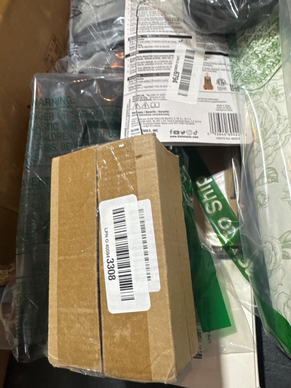 Photo 1 of 3 Pcs Flower Frogs for Flower Arrangements Supplies, Japanese Flower Arranging Ikebana Kenzan, Pin Frogs for Flowers Holder with Rubber Base Flower Fixed Tools(Gold, 1.3 Inch, 1.57 Inch, 1.97 Inch)