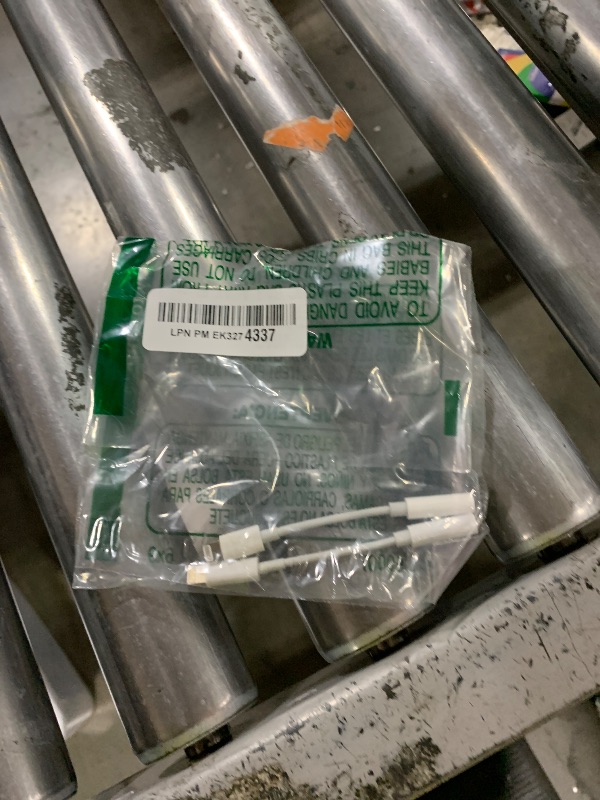 Photo 1 of [Apple MFi Certified] 2 Pack Lightning to 3.5 mm Headphone Jack Adapter, iPhone Aux Adapter Converter Dongle Audio Cable Compatible with iPhone 14 13 12 11 X XS 8 7