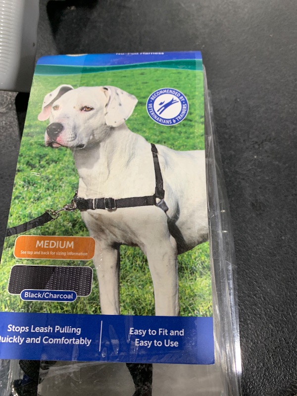 Photo 1 of 1198016B41No Pull Dog Harness with Back Control Handle Medium Sized, Reflective Vest, Adjustable and Padded, Easy Walker Front/Back Clips (Black, Medium)
729849175327
