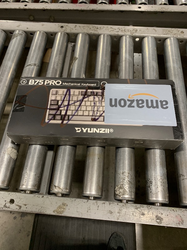 Photo 1 of YUNZII B75 PRO Wireless Mechanical Keyboard,75% Layout with Knob,Hot Swap Gasket Custom Structure,Creamy Pre-lubed Switches,RGB Backlit,Bluetooth/Type-C/2.4G for Win/Mac(Blue Grey Switch,Grey)