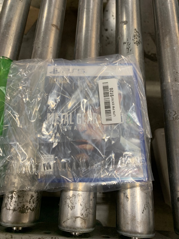 Photo 1 of METAL GEAR SOLID ?: SNAKE EATER TACTICAL ED – PS5