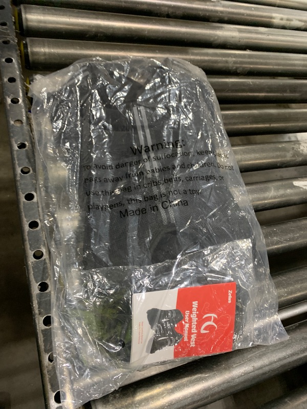 Photo 1 of ZELUS Weighted Vest, Black(12 lb)