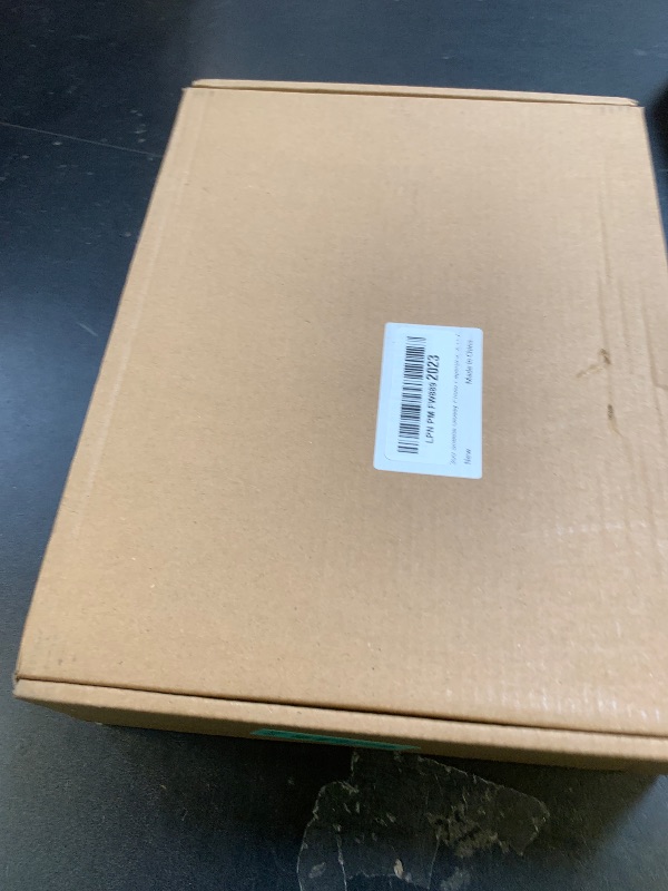 Photo 1 of 300 Sheets Glossy Photo Paper, 8.5in x 11in Inkjet Photo Printer Paper, Picture Paper for Photos, Calendars, Brochures, Cards, Menus(200gsm / 54lb)