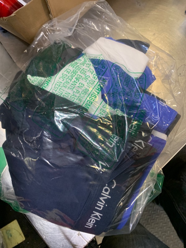 Photo 1 of Calvin Klein Men's Cotton Stretch Megapack Boxer Briefs, Black (2)/White (2)/Blue Multi (3) 7 Pack, L