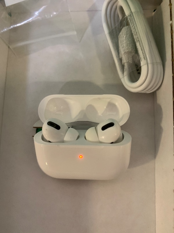 Photo 1 of NON FUNCTIONAL-- PARTS ONLY ---------------------------------------Apple AirPods Pro (2nd Generation) (Renewed Premium)