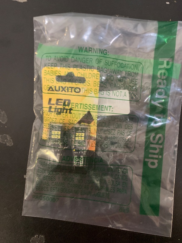 Photo 1 of AUXITO 912 921 LED Bulb for Backup Light Reverse Lights High Power 2835 15-SMD Chipsets Error Free T15 906 922 W16W Bulbs, 6000K White, Exterior Light Bulbs (Upgraded, Pack of 2)