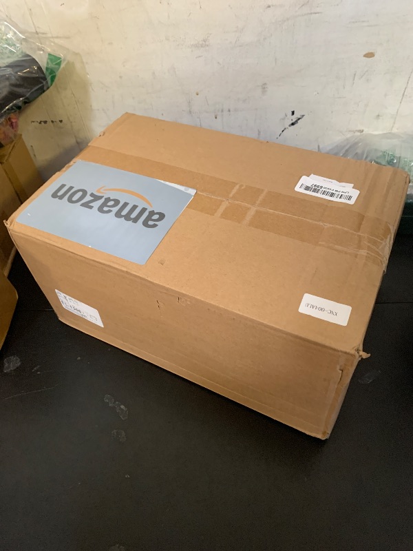 Photo 1 of XUNUOPARTS 2.5L Aluminum Oil Cooler Filter Assembly with Oil Pressure Sensor Compatible with 2010-2014 Volkswagen Golf 2012-2014 Volkswagen Passat Replace# 07K115397D 07K115397A 07K115397B