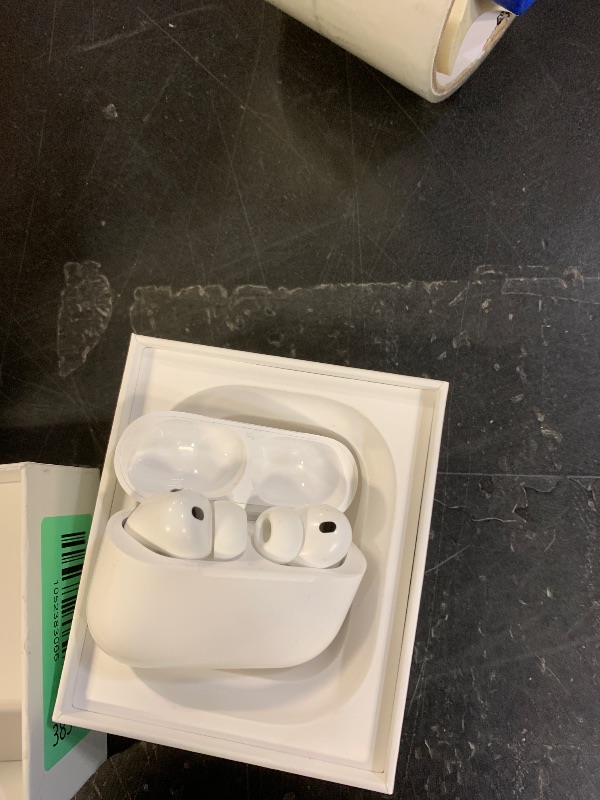 Photo 1 of Apple AirPods Pro 3 Wireless Earbuds, Active Noise Cancellation, Live Translation, Heart Rate Sensing,Hearing Aid Feature,Bluetooth Headphones,Spatial Audio, High-Fidelity Sound, USB-C Charging, White