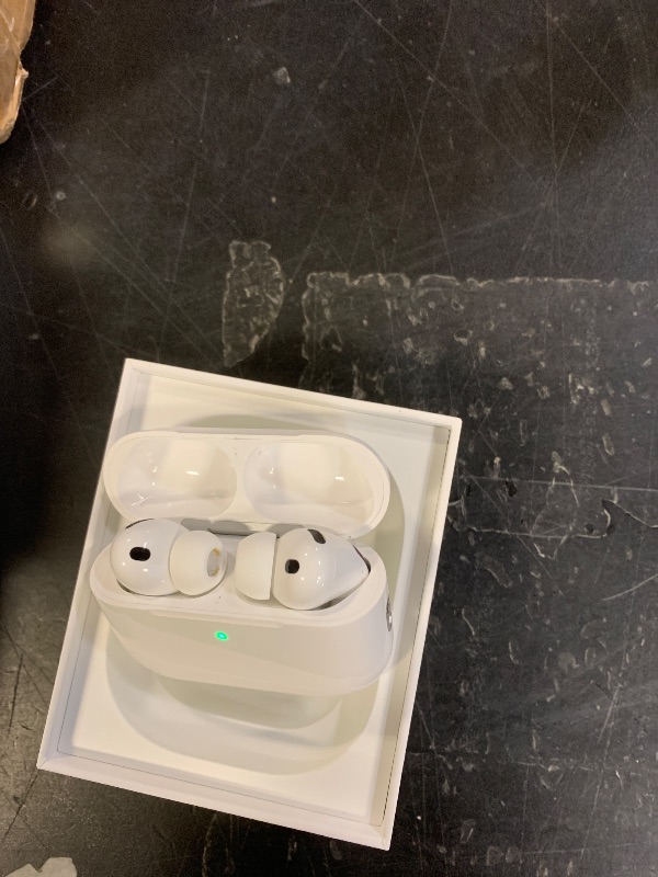 Photo 1 of Apple AirPods Pro 3 Wireless Earbuds, Active Noise Cancellation, Live Translation, Heart Rate Sensing,Hearing Aid Feature,Bluetooth Headphones,Spatial Audio, High-Fidelity Sound, USB-C Charging, White