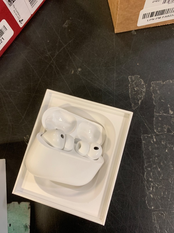 Photo 1 of Apple AirPods Pro 3 Wireless Earbuds, Active Noise Cancellation, Live Translation, Heart Rate Sensing,Hearing Aid Feature,Bluetooth Headphones,Spatial Audio, High-Fidelity Sound, USB-C Charging, White