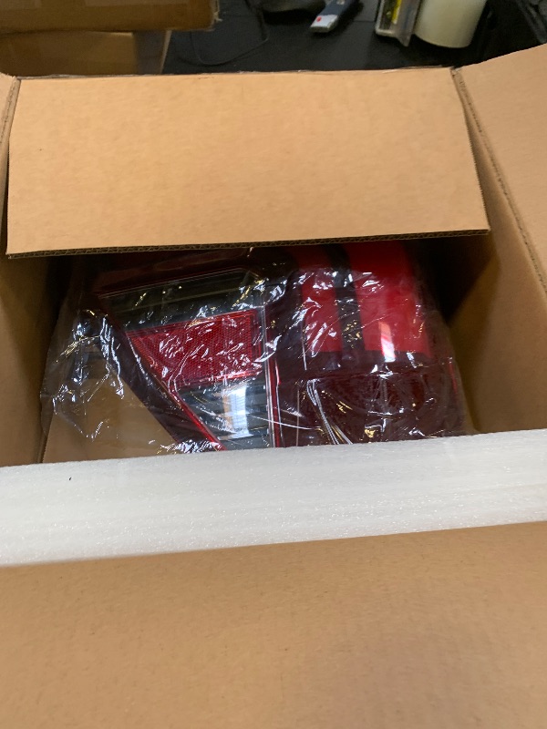 Photo 1 of Lathsy LED Tail Lights Compatible With Ford F150 2024 2025 W/Blind Spot w/o Onboard Scales Type Left Driver Side Taillights Replace RL3Z13405C FO2818161