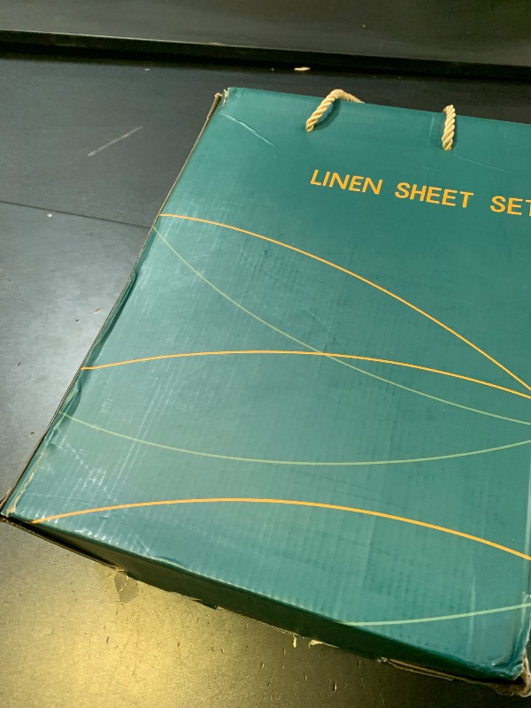 Photo 1 of LBRO2M 100% Linen Sheet Set Queen Size, Bed Sheets 4 Piece Sets, Solid Color Natural Flax Bed Sheets Soft Breathable Bedding,16" Deep Pocket,All Season (Queen, White)