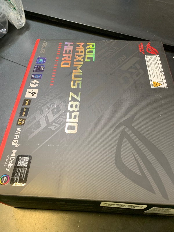 Photo 1 of ASUS ROG Maximus Z890 Hero Intel® Z890 LGA 1851 ATX Motherboard, Advanced AI PC-Ready, 22+2+1+2 Stages, DDR5, WiFi 7, 3X PCIe® 5.0 M.2, Thunderbolt™ 4, USB Type-C®, AI Overclocking/Cooling/Networking