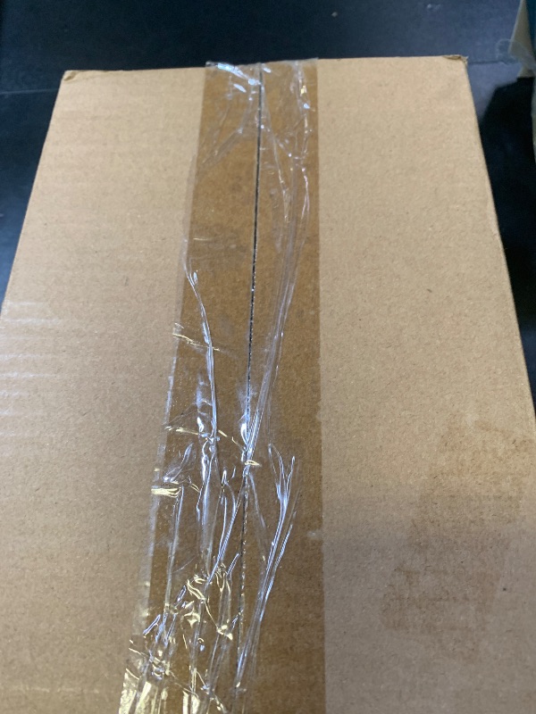 Photo 1 of **PARTIALLY USED SET** UNICY 12 Pack 3 Inch Green Floating Candles, 10 Hour Unscented Dripless Tealight Candles for Cylinder Vases, Centerpieces at Wedding Party Pool Holiday - Wavy Float Candle