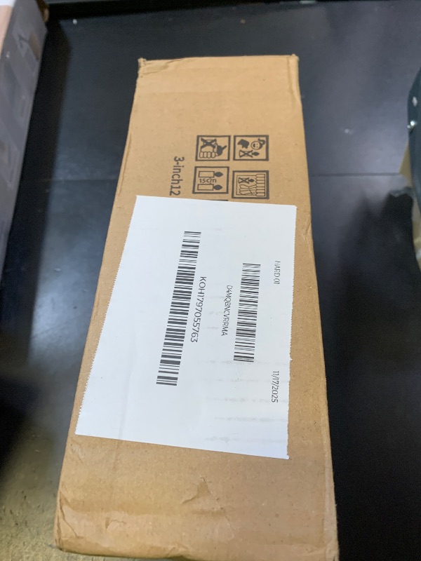 Photo 1 of **PARTIALLY USED SET** UNICY 12 Pack 3 Inch Green Floating Candles, 10 Hour Unscented Dripless Tealight Candles for Cylinder Vases, Centerpieces at Wedding Party Pool Holiday - Wavy Float Candle