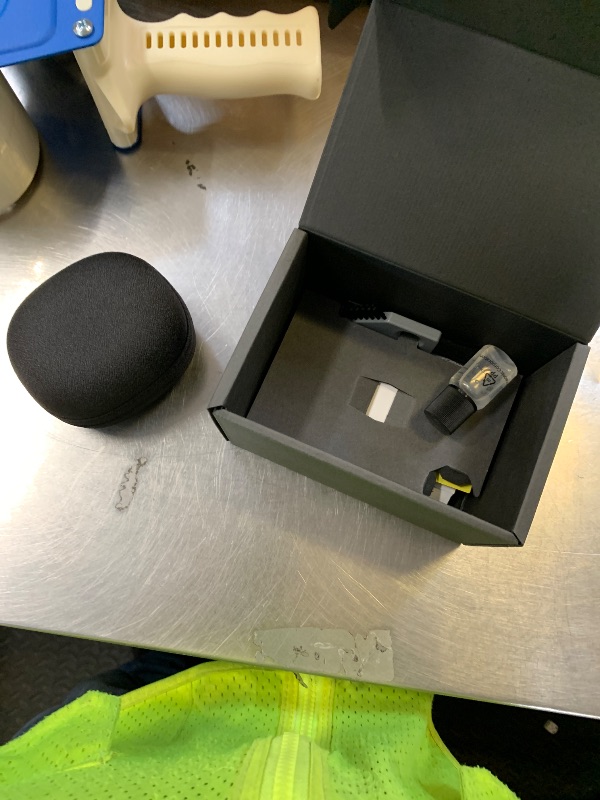 Photo 1 of Panasonic ARC5 Palm-Sized Electric Razor, Handheld Luxury Compact Travel Shaver with 5-Blade Cutting System and USB-C Charging, Wet/Dry - ES-PV3A-K