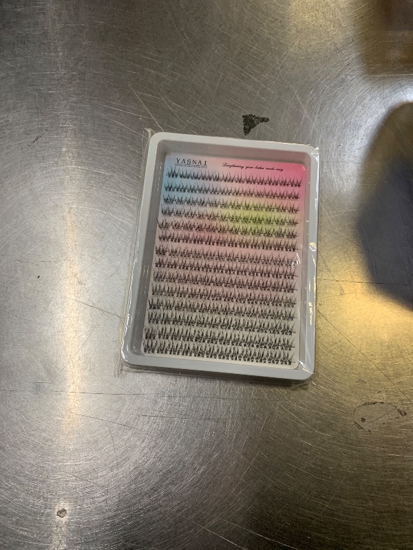 Photo 1 of fake lashes