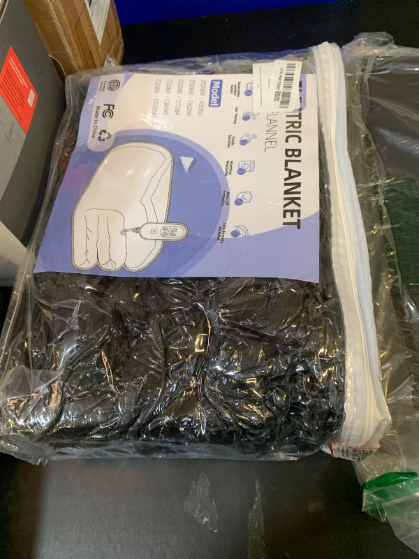 Photo 1 of Heated Blanket Electric Blanket Full Size 84"x72" Fast Heating Electric Blanket with 12 Hours Auto-Off and 6 Heating Settings Overheat Protection Cozy Soft Flannel Heated Throw Blanket ETL-Certified