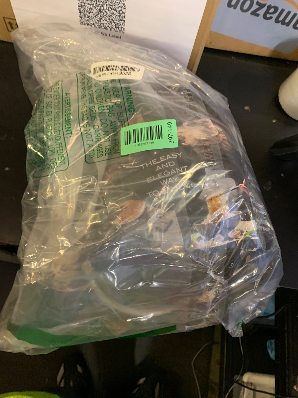 Photo 1 of **SELLING FOR PARTS**OVENTE Electric Kettle, 1.7L Fast Boiling Water Heater for Coffee or Tea, BPA Free with Water Level Gauge, Auto Shut-Off, Boil-Dry Protection, Indicator Light and Removable Filter, White KP72W