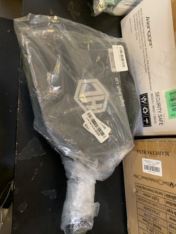 Photo 1 of Hexclad  Nonstick 8-Inch Frying Pan with Tempered Glass Lid, Stay-Cool Handle, Dishwasher-Friendly, Oven-Safe Up to 900°F, Induction Ready, Compatible with All Cooktops