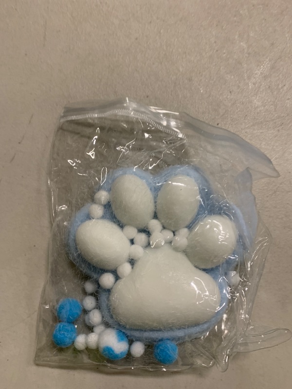 Photo 1 of 1pcs Blue Squishy Cat Paw Squishy Toy,5 Inches Big FuFu cat Squeeze Paw,Cute Soft Squeeze Fidget Toys Squeeze Toys for Stress Relief Pinch Family Toys Gifts for Kids Adults