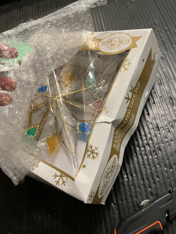 Photo 1 of Kurt S. Adler 10-Light Bethlehem Capiz Star Multi-Tip Treetop