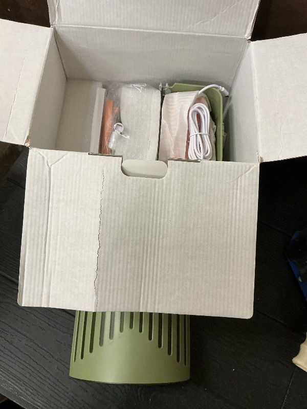 Photo 1 of Smart Bird Feeder with Camera, 2.5K UHD Bird Feeder Camera Solar Powered, Sensitive AI Identification, Instant Alerts Capture Video, IP66 Waterproof for Outdoor, Ideal Gift, Green