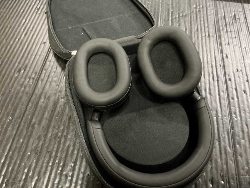 Photo 1 of Sony headphones 