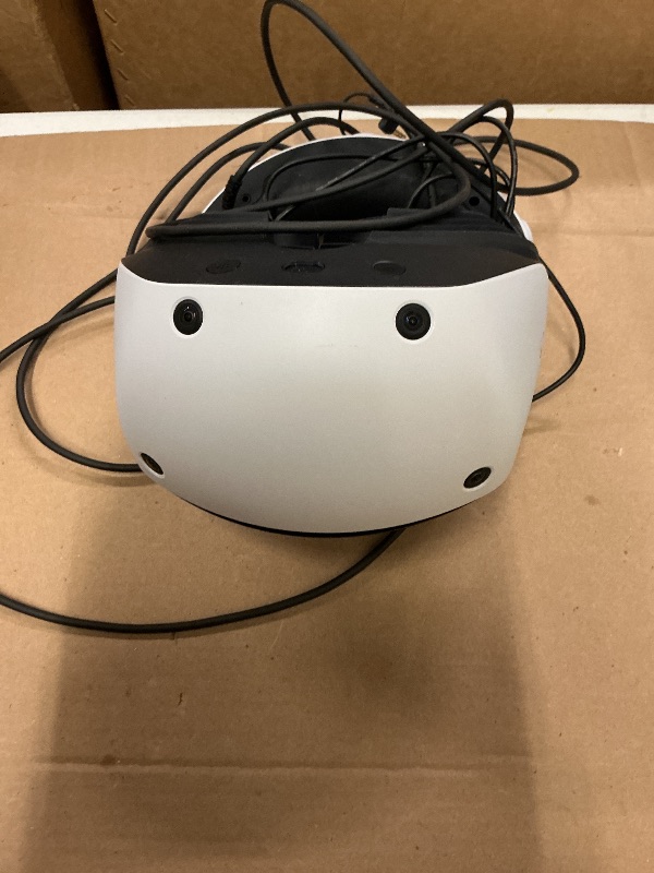 Photo 1 of PlayStation VR2 (PSVR2)