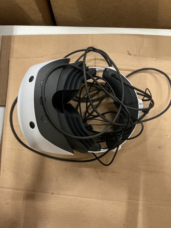 Photo 1 of PlayStation VR2 (PSVR2)
