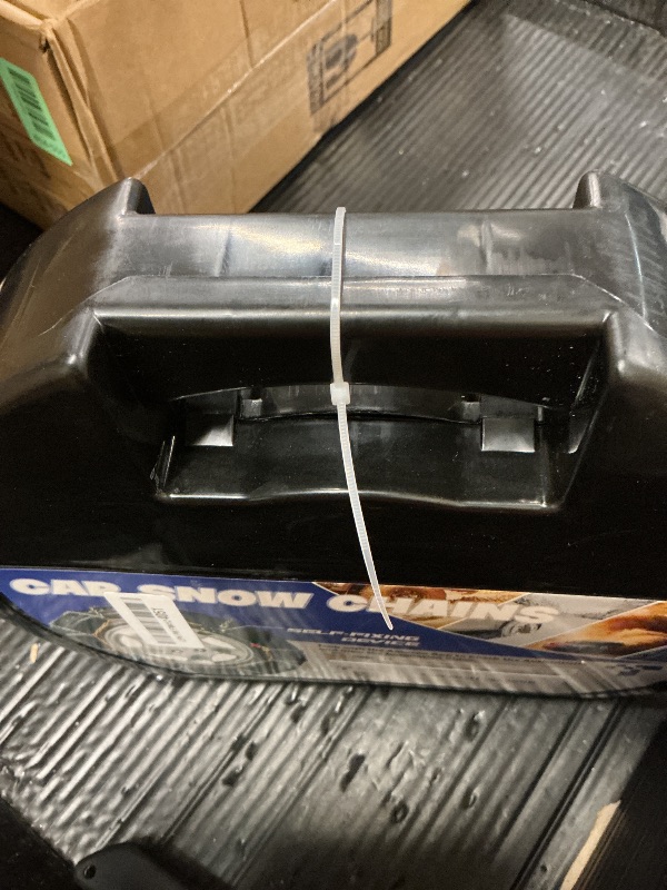 Photo 1 of Snow-Chains Auto Fixing 1 Min Quick Fit Easy Installation Tire-Chains, Portable Reusable Universal Emergency Tire Traction Chain for Passenger Car, Pickup Trucks and SUV - Set of 2 (HKN-120)—- SEALED 