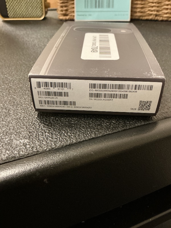 Photo 1 of Google Pixel 9 - Unlocked Android Smartphone with Gemini, 24-Hour Battery, Advanced Camera, and 6.3" Actua Display - Obsidian - 128 GB