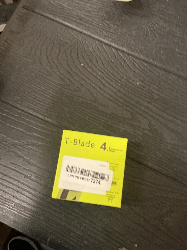 Photo 1 of 4 Replacement Heads and 3 Guide Combs Guards Kit Compatible with OneBlade QP25/26/27/28/45/65