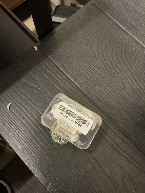 Photo 1 of 32GB Mini MP3 Music Player, Mini LCD Screen Display MP3 Player, MP3 Player with Back Clip Sports Music Player with 3.5mm Audio Soppurt TF Card(Black)