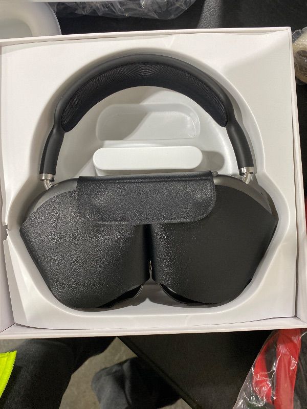 Photo 5 of Apple AirPods Max Wireless Over-Ear Headphones, Pro-Level Active Noise Cancellation, Transparency Mode, Personalized Spatial Audio, USB-C Charging, Bluetooth Headphones for iPhone - Midnight