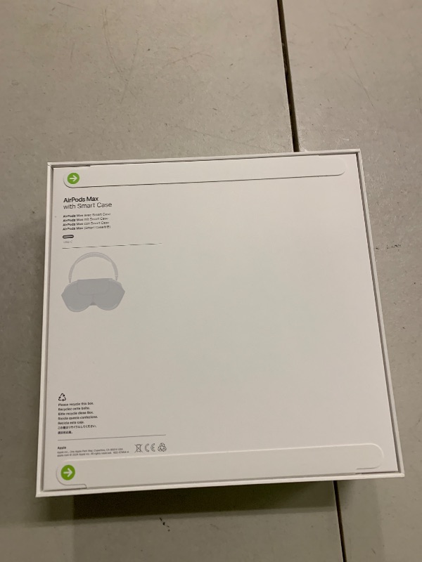 Photo 1 of Apple AirPods Max Wireless Over-Ear Headphones, Pro-Level Active Noise Cancellation, Transparency Mode, Personalized Spatial Audio, USB-C Charging, Bluetooth Headphones for iPhone - Midnight