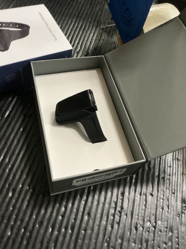 Photo 1 of Wellue O2 Pulse Oximeter with Smart Reminder | Blood Oxygen Saturation Monitor for SpO2 and Heart Rate Tracking Continuously, Bluetooth Finger Ring with Free APP &PC Report, Style 1