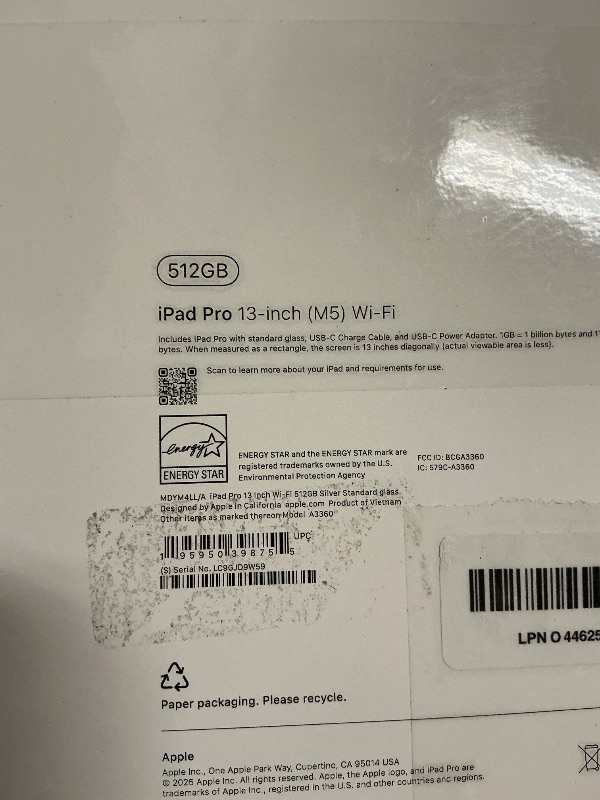 Photo 1 of Apple iPad Pro 13-inch (M5): Ultra Retina XDR Display, 512GB, Landscape 12MP Front Camera/12MP Back Camera, LiDAR Scanner, Wi-Fi 7 with Apple N1, Face ID, All-Day Battery Life — Silver