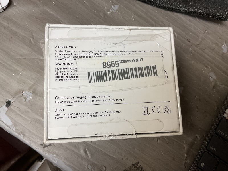 Photo 1 of Apple AirPods Pro 3 Wireless Earbuds, Active Noise Cancellation, Live Translation, Heart Rate Sensing,Hearing Aid Feature,Bluetooth Headphones,Spatial Audio, High-Fidelity Sound, USB-C Charging, White