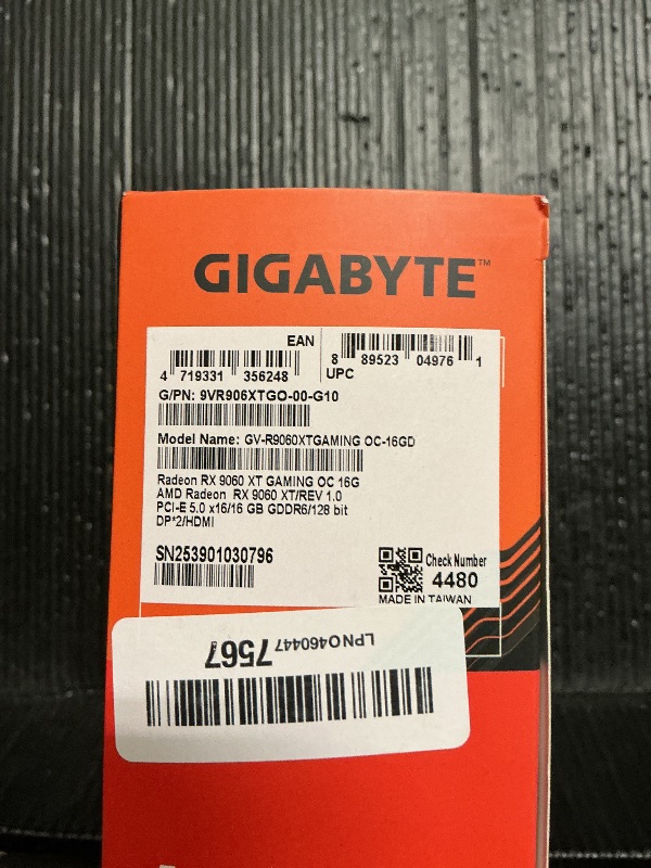 Photo 1 of GIGABYTE Radeon RX 9060 XT Gaming OC 16G Graphics Card