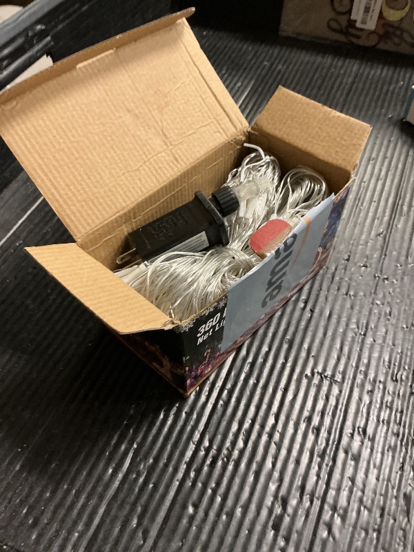 Photo 1 of 262FT 800LED Christmas Lights, Multicolor Outdoor String Lights with 8 Modes Waterproof, Plug in Connectable Twinkle Fairy Light for Indoor Easter Garden Patio Party Holiday Decorations