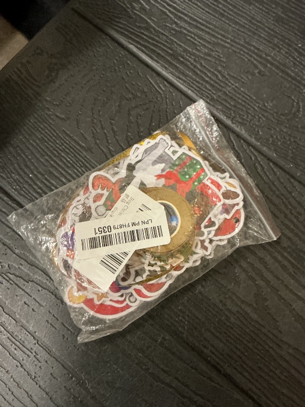 Photo 1 of 36Pcs Dog Christmas Ornaments Tree Hanging Double Sided Funny Cute Dog Christmas Decorations Tree Ornaments for Xmas Winter Party Supplies