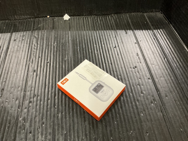 Photo 1 of 1Mii Airplane Bluetooth 5.3 Transmitter for All Headphones - Bluetooth Adapter for TV - Dual Connection - aptX Low Latency - Flying Travel, Wireless Audio Aux for MP3,Game,PC-White