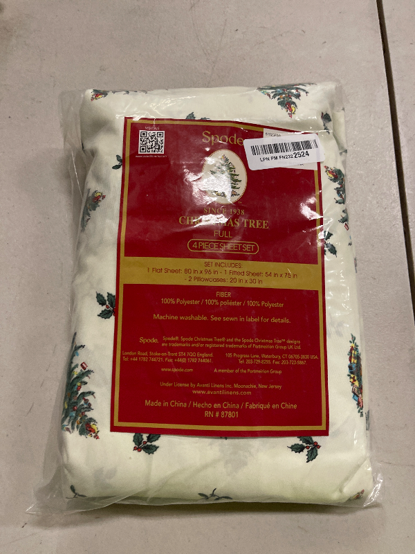 Photo 1 of Spode - Full Sheets, Cozy 4-Piece Set with Matching Pillowcases, Holiday Room Decor (Christmas Tree Collection, Full)